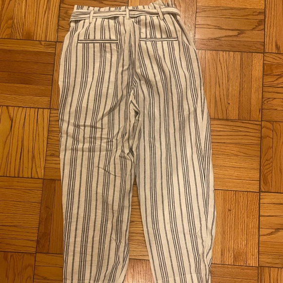 Madewell Linen-Cotton Paperbag Pants in Dark Baltic Stripe, Size 6 - Picture 5 of 5